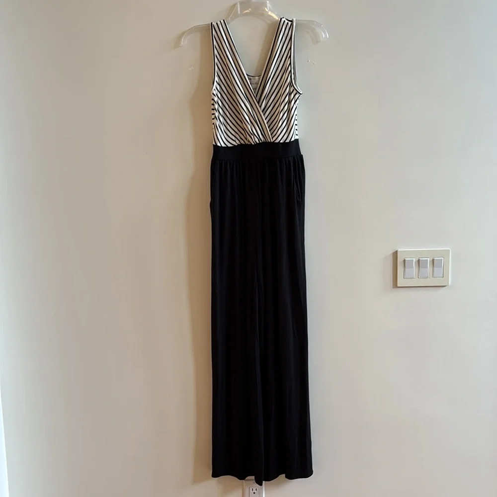 NWT Women's XS Kaileigh Latana Black & White Knit Jumpsuit - Picture 2 of 6